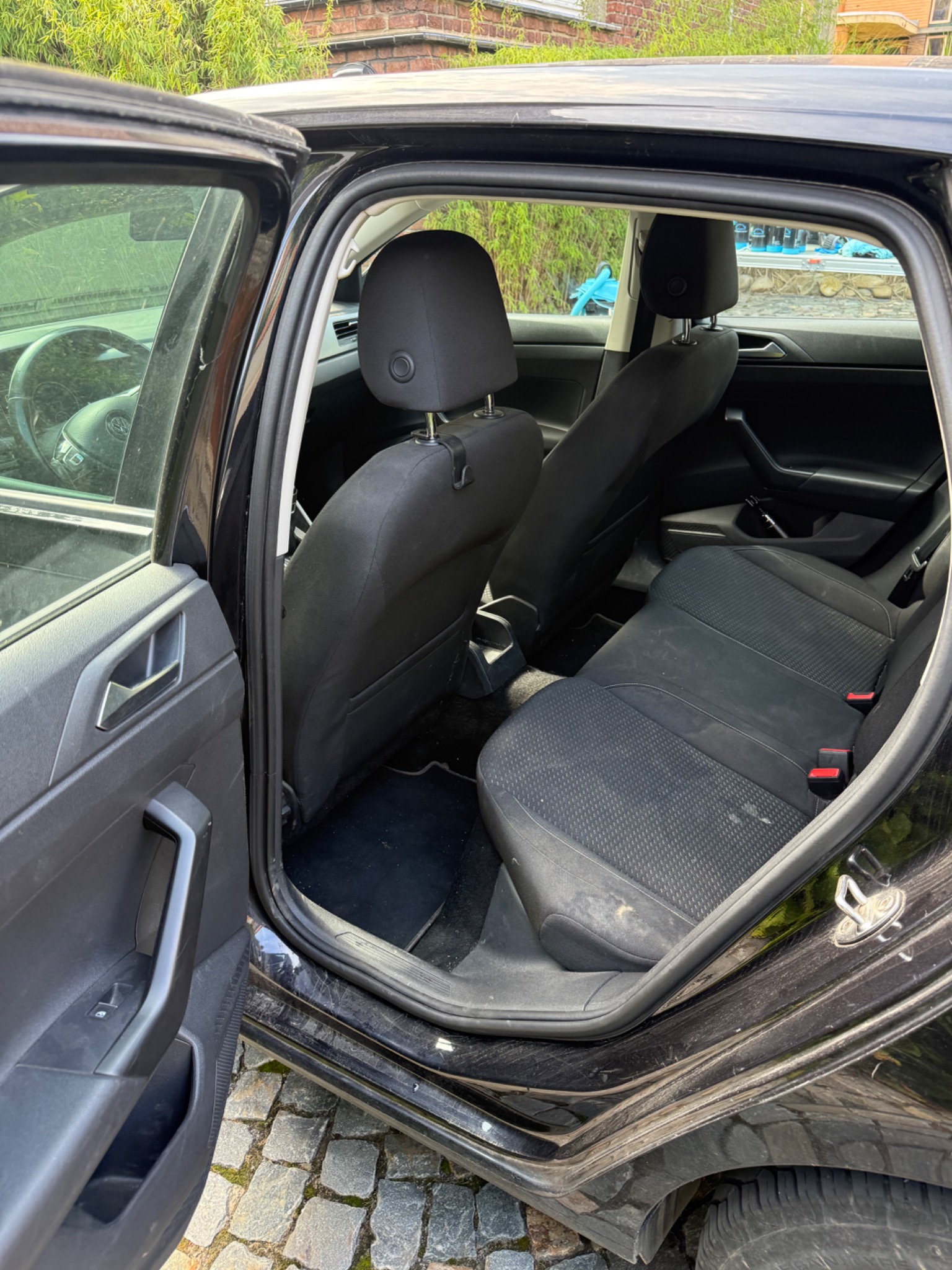 Volkswagen Polo achterbank voor reiniging